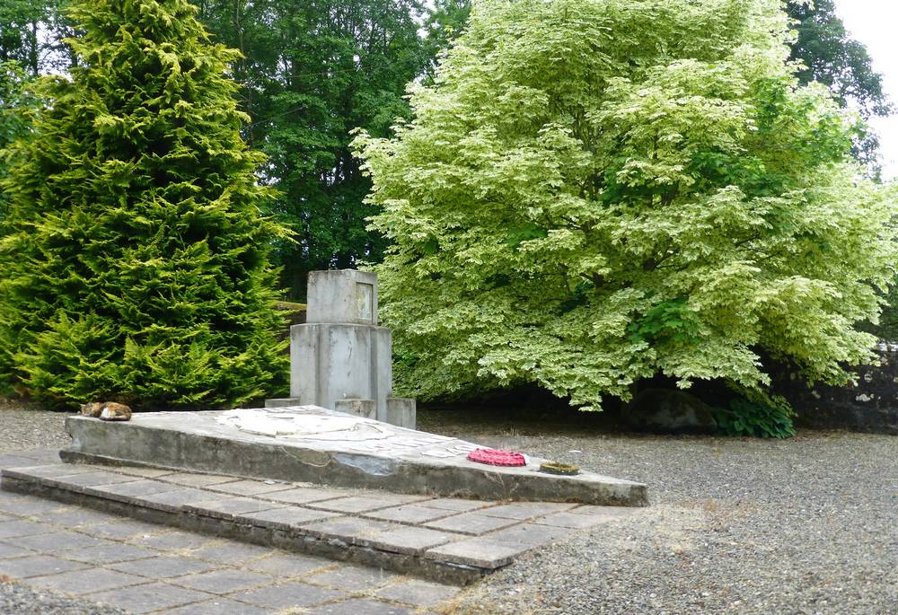 Polish Memorial Garden, Douglas Estate